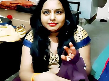Sexynebbw, a youthful Indian maid, gets her cunny boned firm hard by her well-strung up sir
