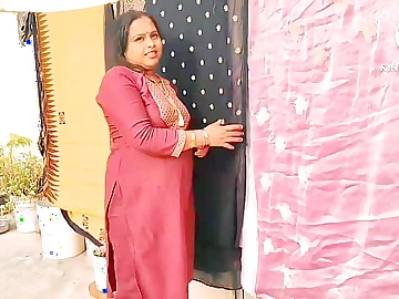 Priyabhaibhi3, the Indian neighbor, is the ultimate sex-starved slut!