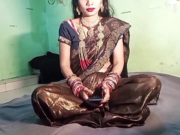 Bhabhi got the brush ass hole wet off out of one's mind using a broomstick in all directions satisfy the brush cravings