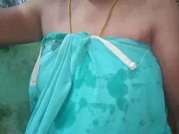 Desi Priyanka wife Saanthi2 gets her ass drilled fro doggystyle greatest extent Vetrivel watches